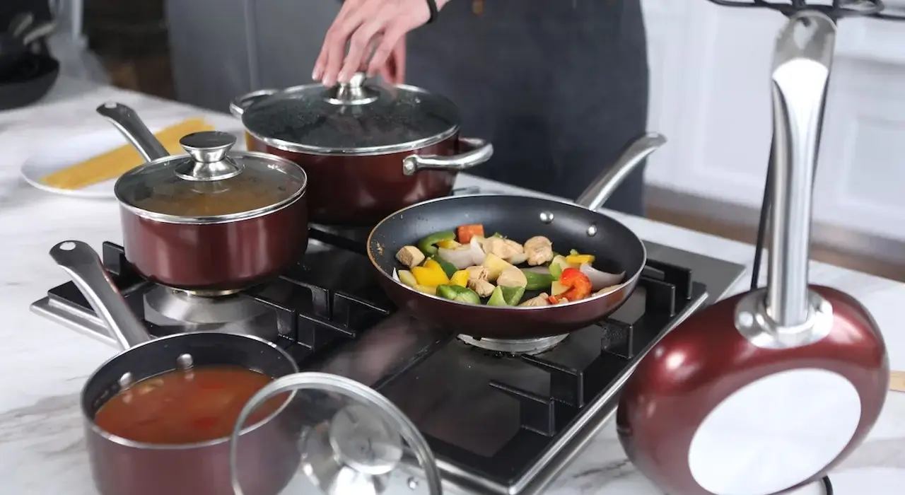 You are currently viewing 7 Best Hard Anodized Cookware Set For Easy Cooking In 2023 For Your Kitchen